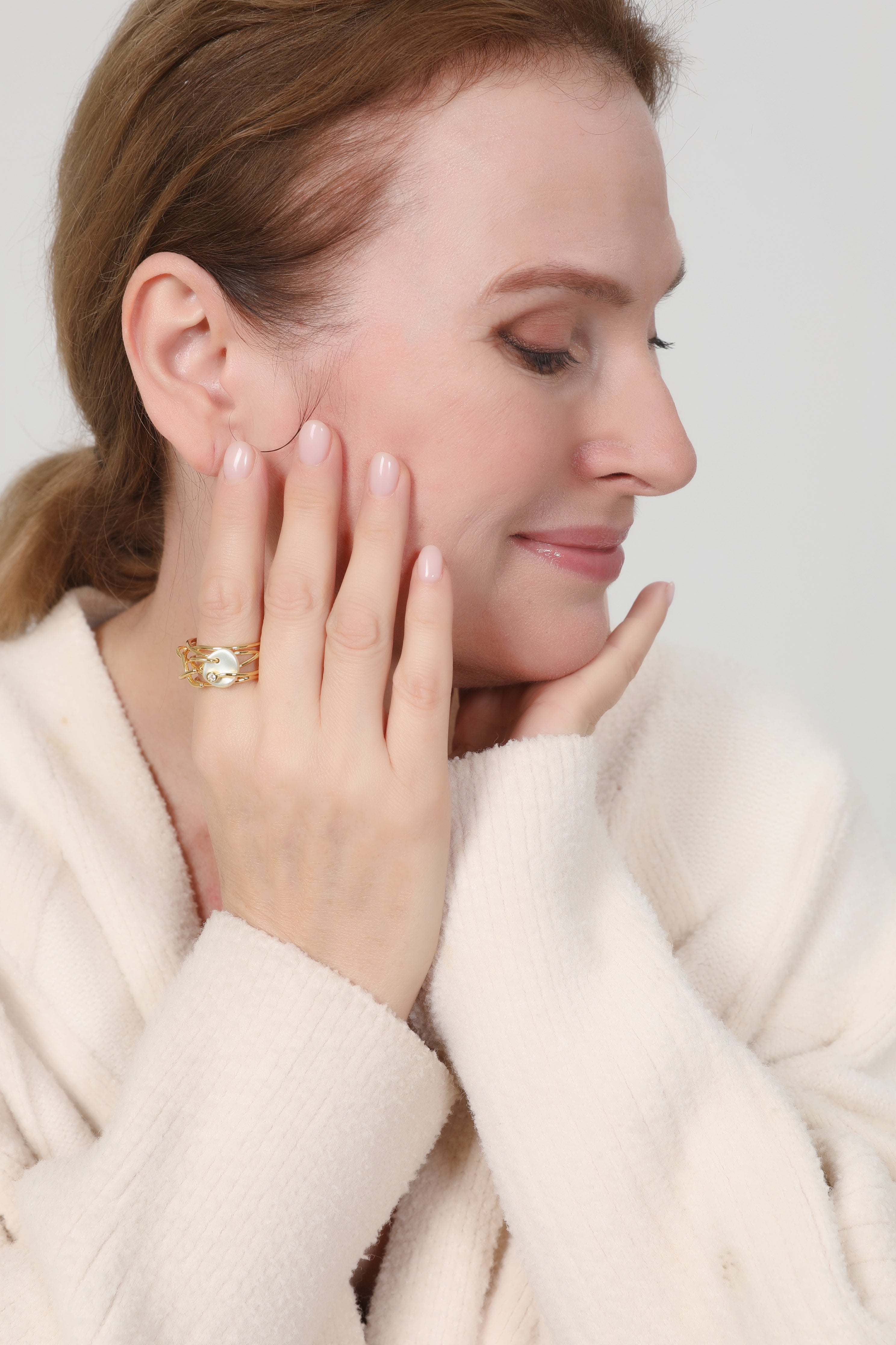 Vintage Thin Golden & Pearl Ring