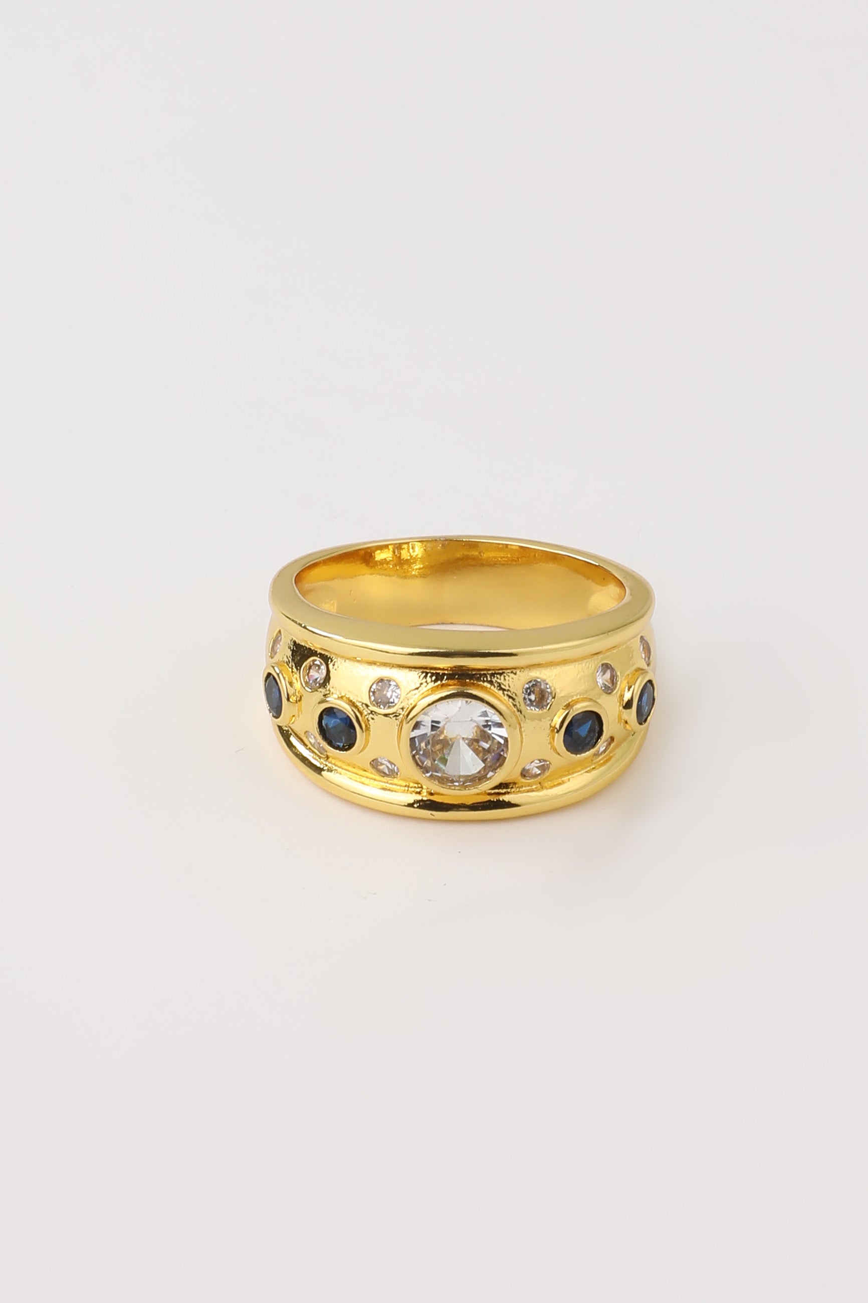 Vintage Golden Inlaid Zirconia Ring