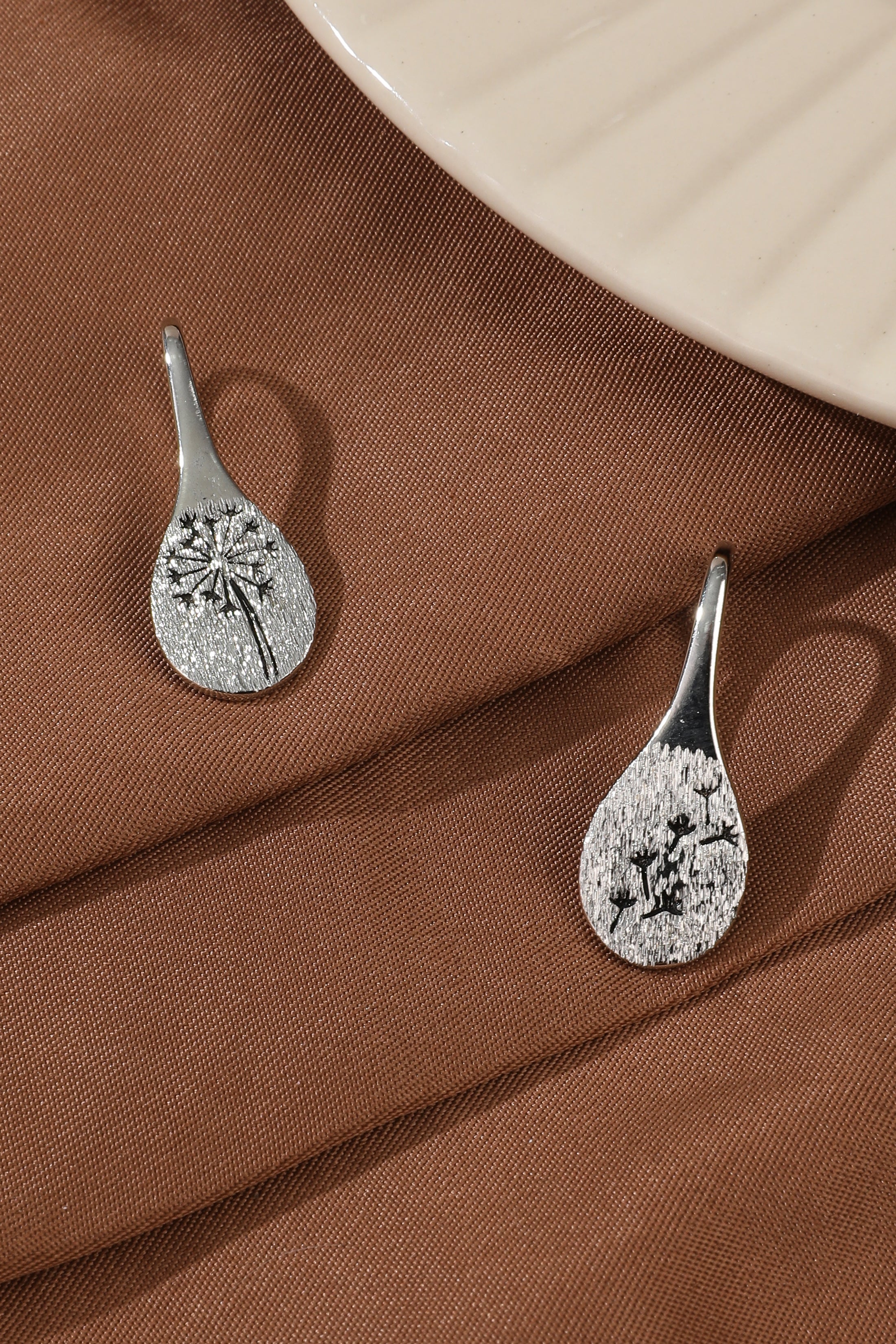 925 Sterling Silver Dandelion Leaf Earrings