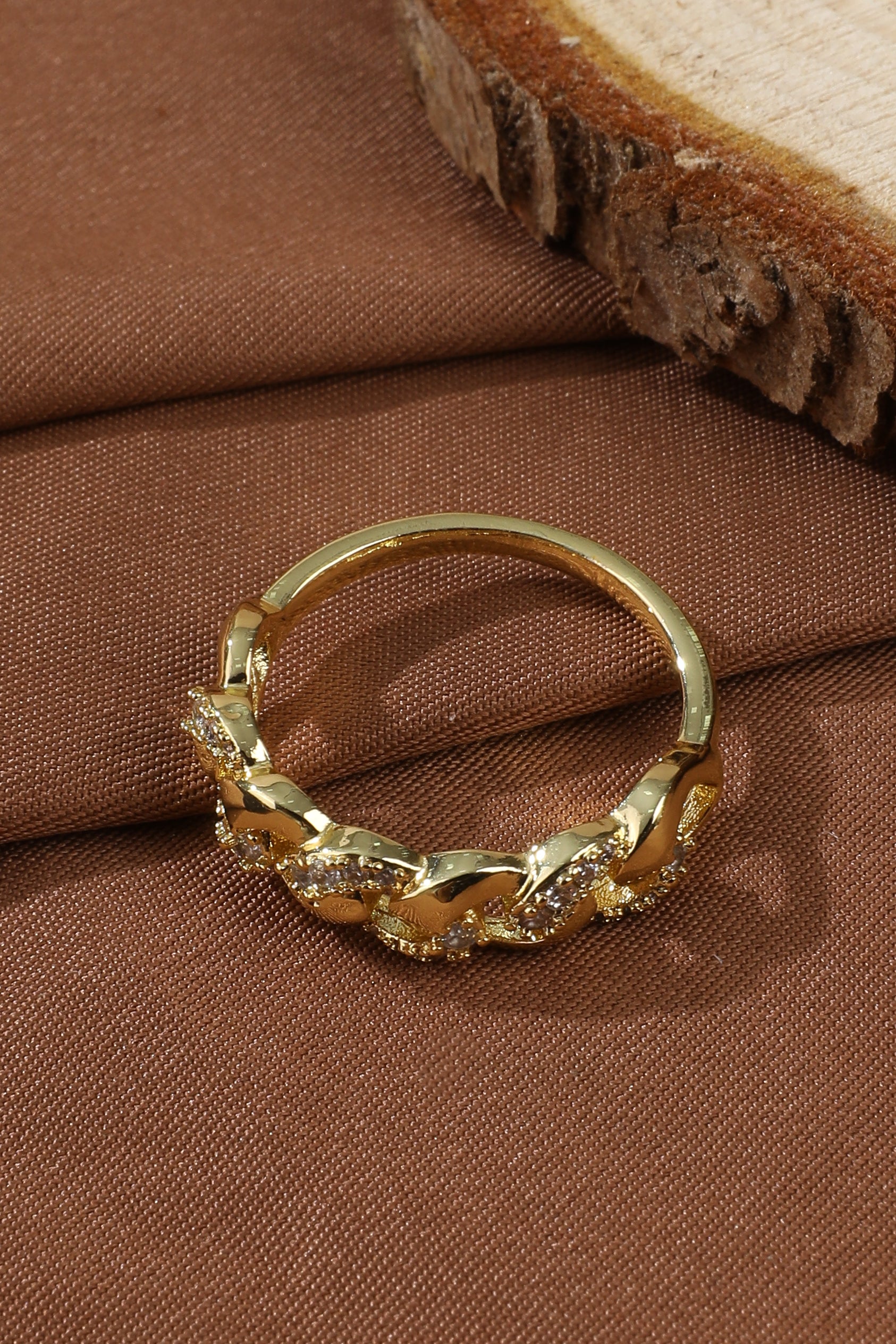 Elegant Chained Golden Ring