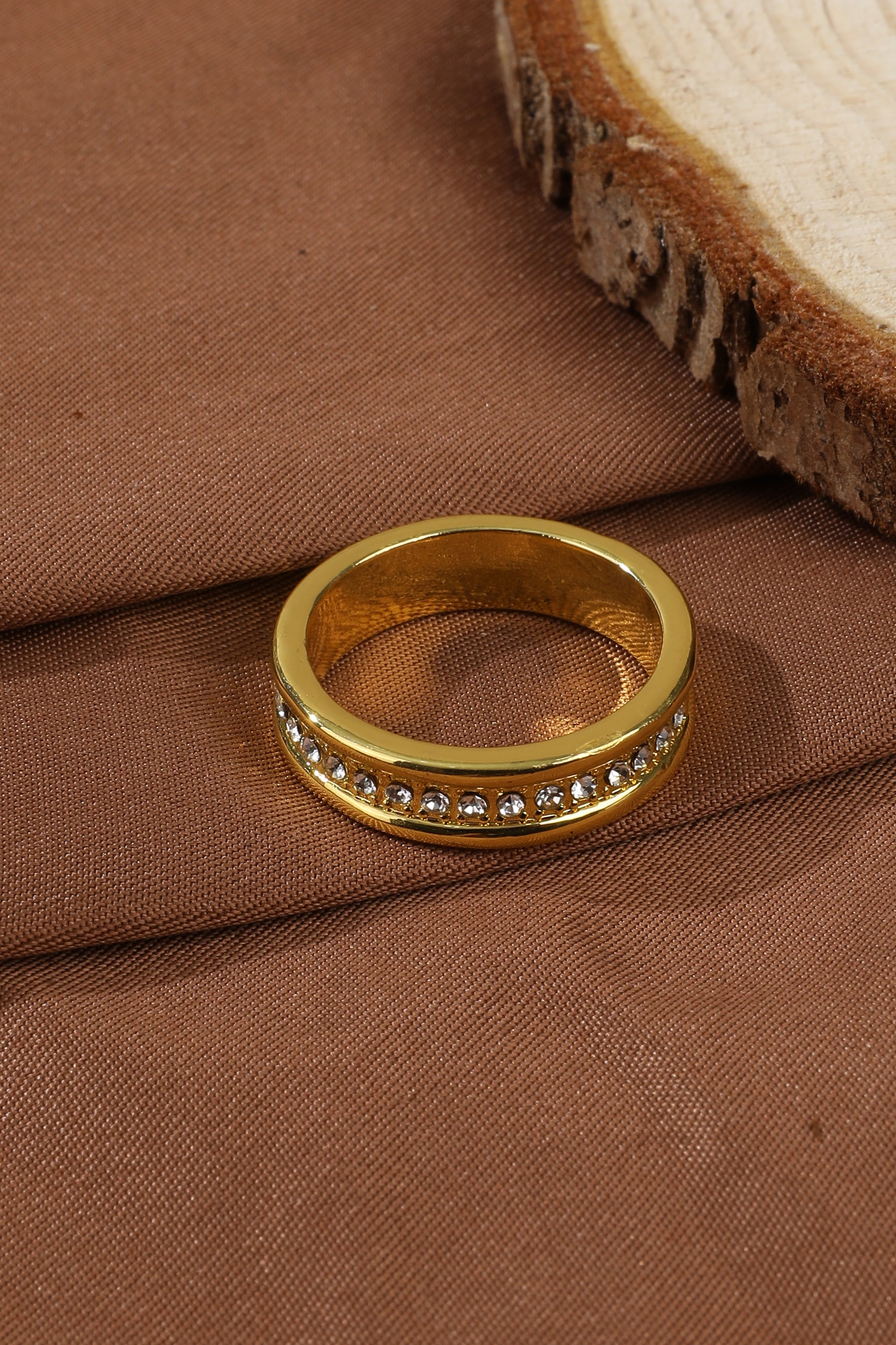 Elegant Double Zirconia Inlaid Ring