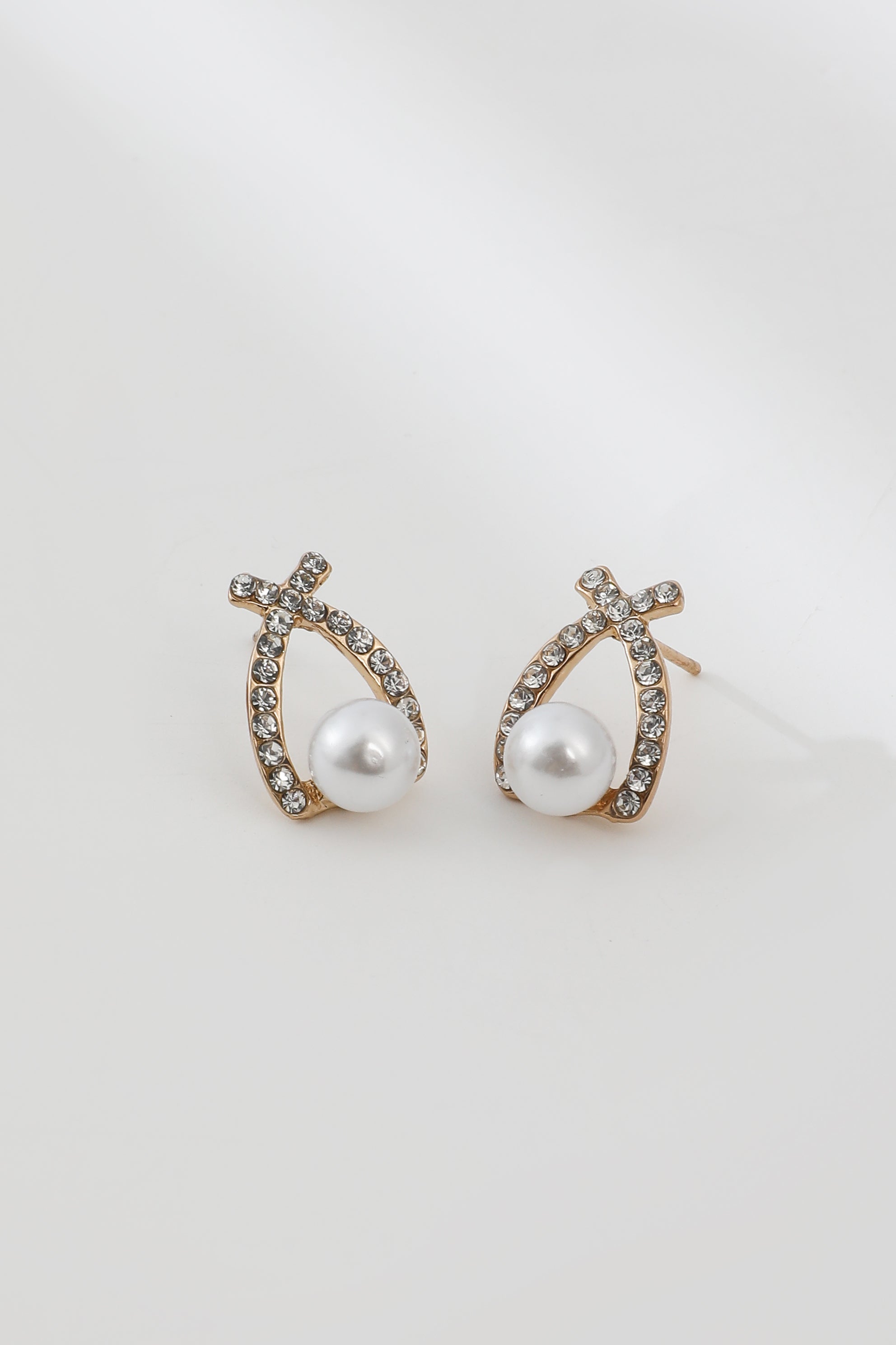 Pearl Earrings with Glitter