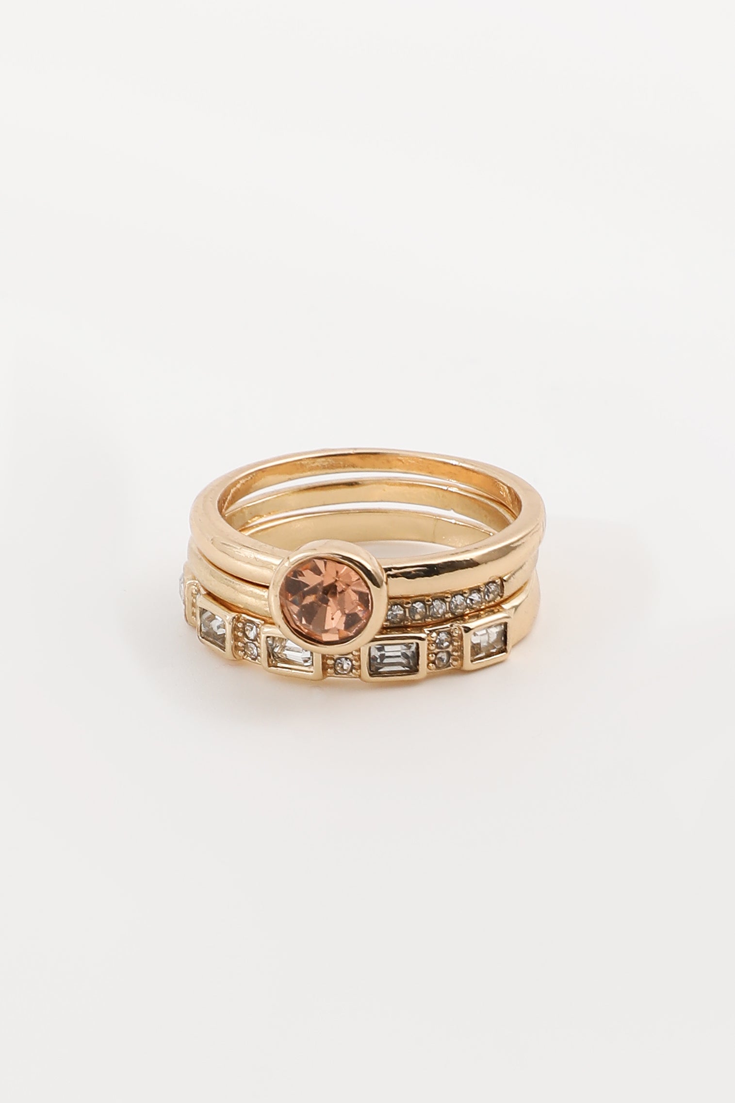 Elegant Inlaid Crystal Gold Ring